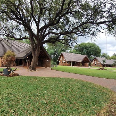 Ekuthuleni River Front Chalets Maruleng Екстер'єр фото